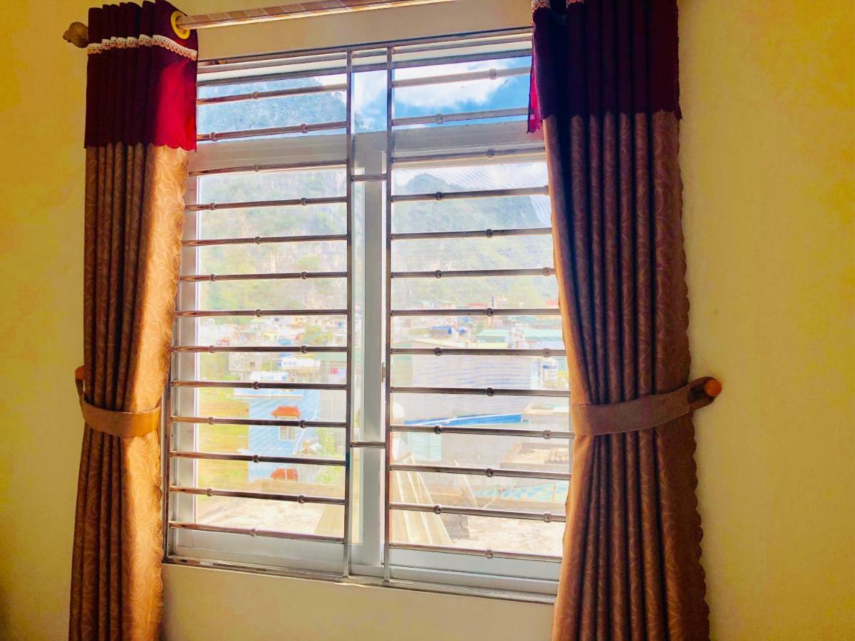 Hoang Van Hotel Đồng Văn Ngoại thất bức ảnh