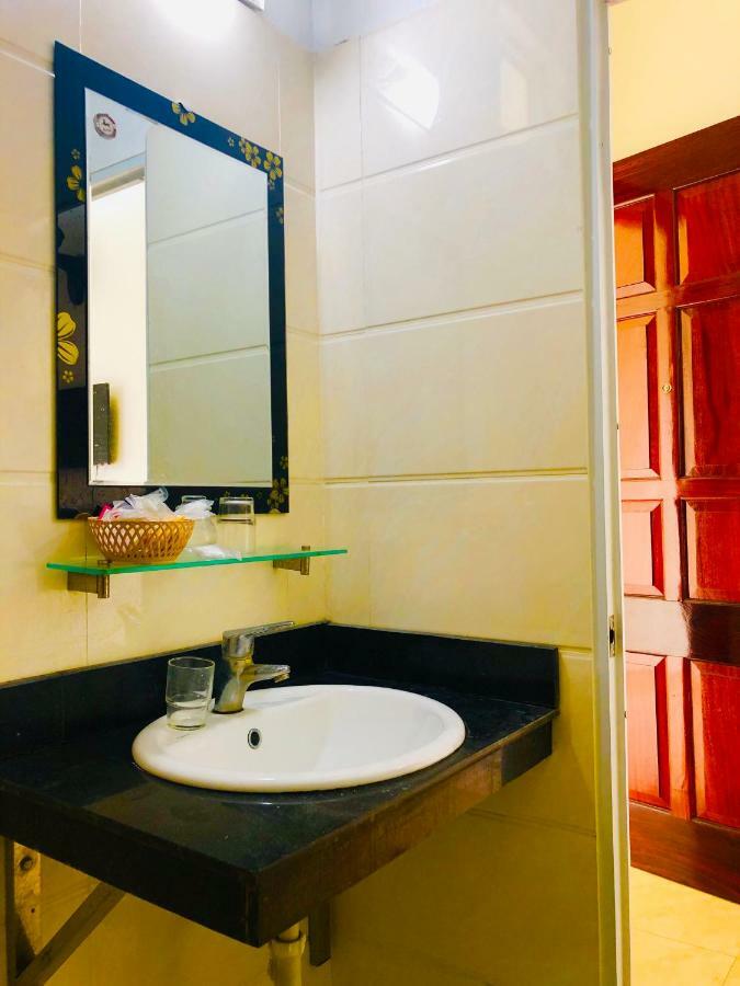 Hoang Van Hotel Đồng Văn Ngoại thất bức ảnh